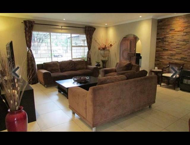 3 BEDROOM HOUSE FOR SALE IN SUNWARD PARK